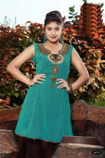 Hand Work Kurti (54717)