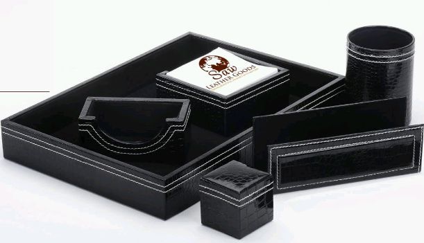 Leather Desktop Organizer 01