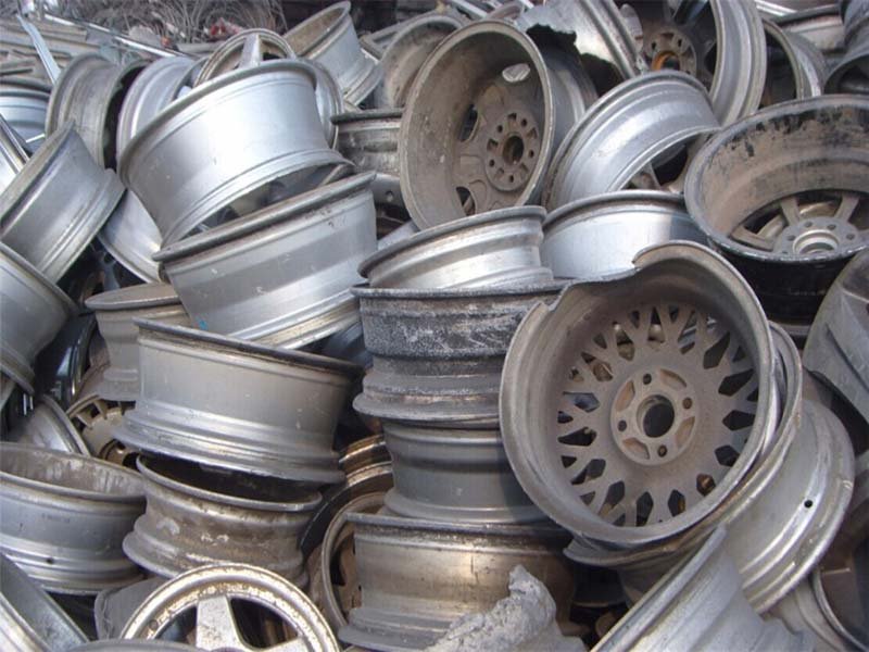Aluminium wheel scrap 01