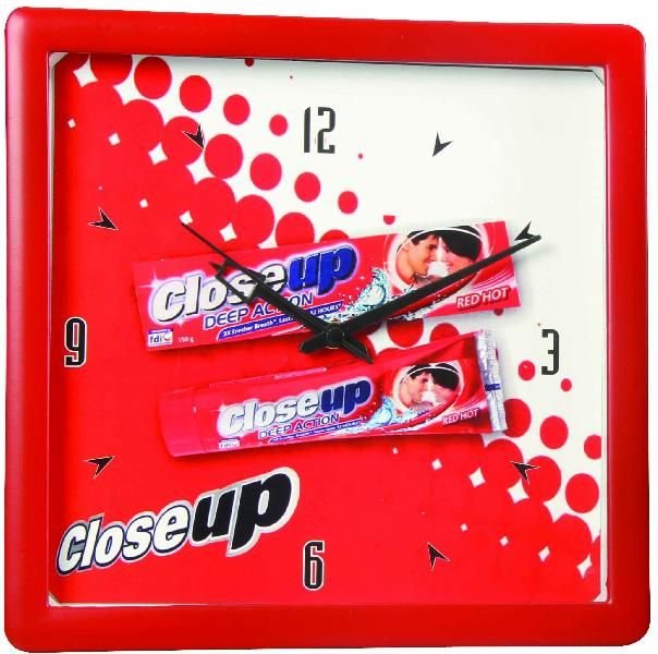 Square Wall Clock (3035 R)