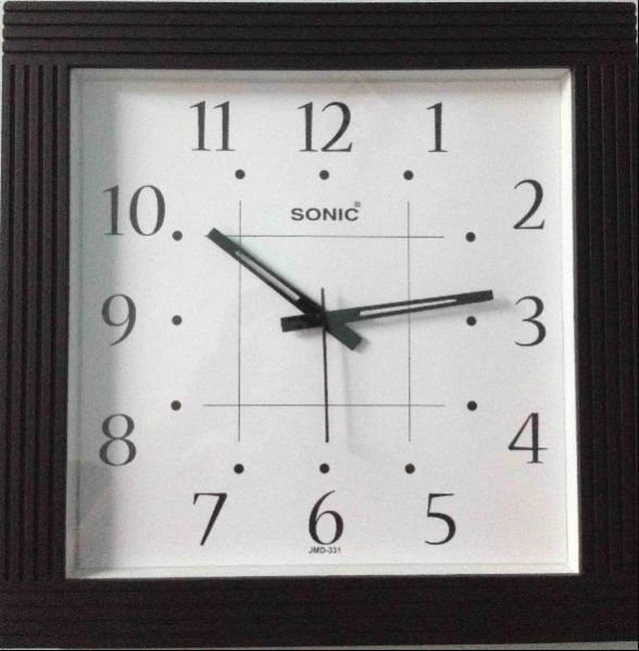 Square Wall Clock (331 white)