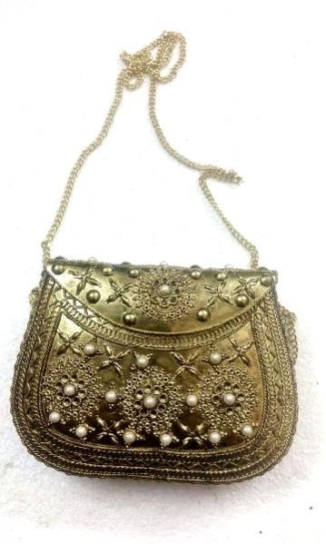 FA0# 29865 Metal Sling Bag