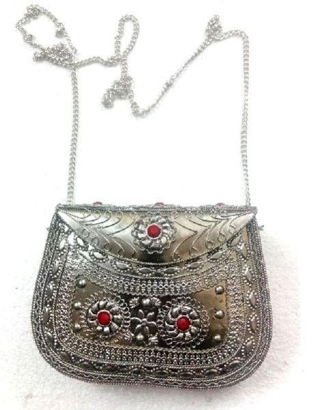 FA0# 29869 Metal Embroidered Clutch