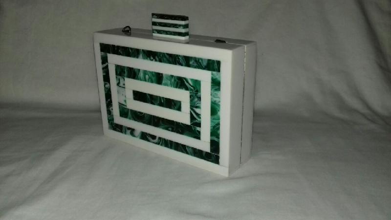 FA0# 29879 Resin Clutch Purse