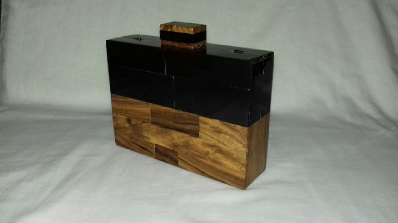 FA0# 29880 Resin Clutch Purse