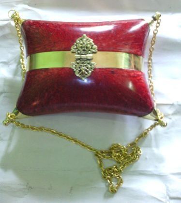 FA0# 29887 Resin Clutch Purse