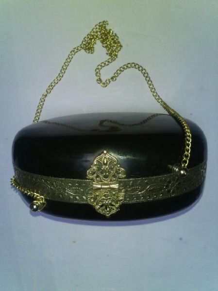 FA0# 29889 Resin Clutch Purse