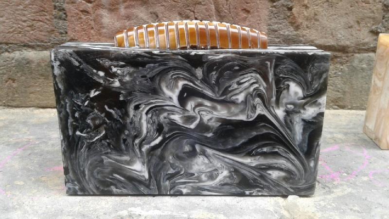 FA0# 29895 Resin Clutch Purse