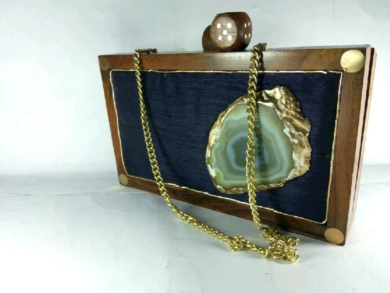 FA0# 29903 Wooden Clutch Purse