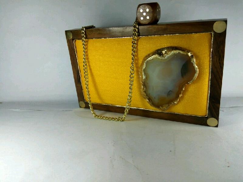 FA0# 29904 Wooden Clutch Purse