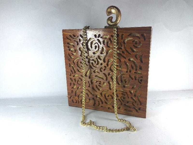 FA0# 29905 Wooden Clutch Purse