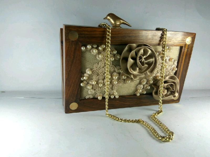 FA0# 29906 Wooden Clutch Purse