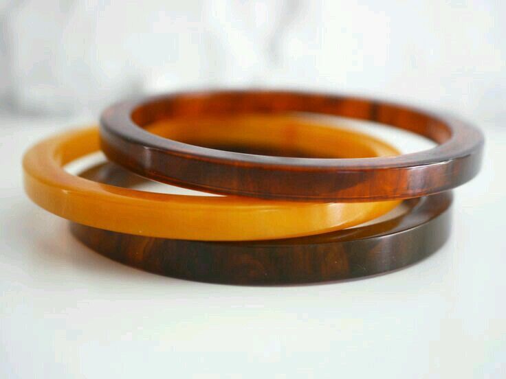 FJ-RCB0# 30072 Resin Carved Bangles