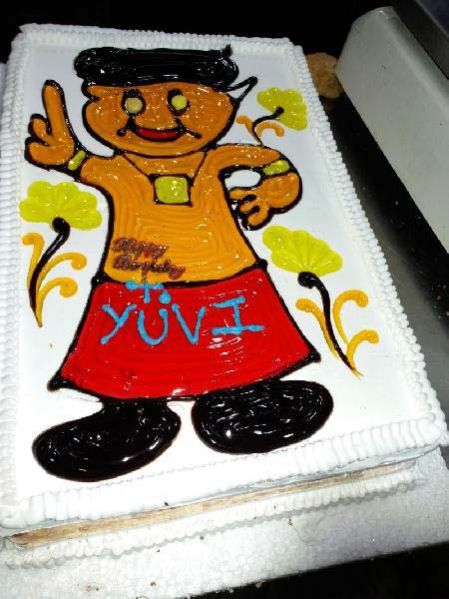 Theme Customized Cake 01