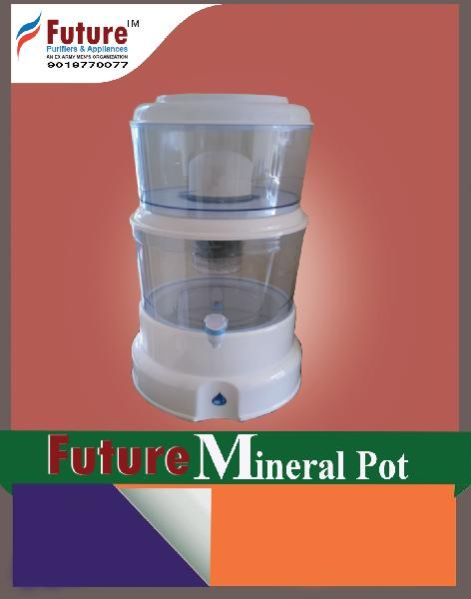 Minerl pot white