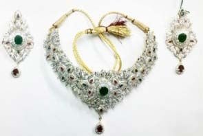 Ruby Emerald Necklace Set 01