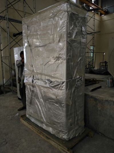 Vacuum Packaging Service 03