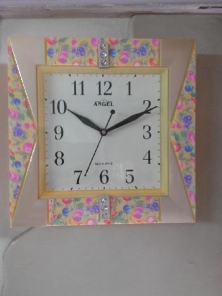 Picture Wall Clock 08
