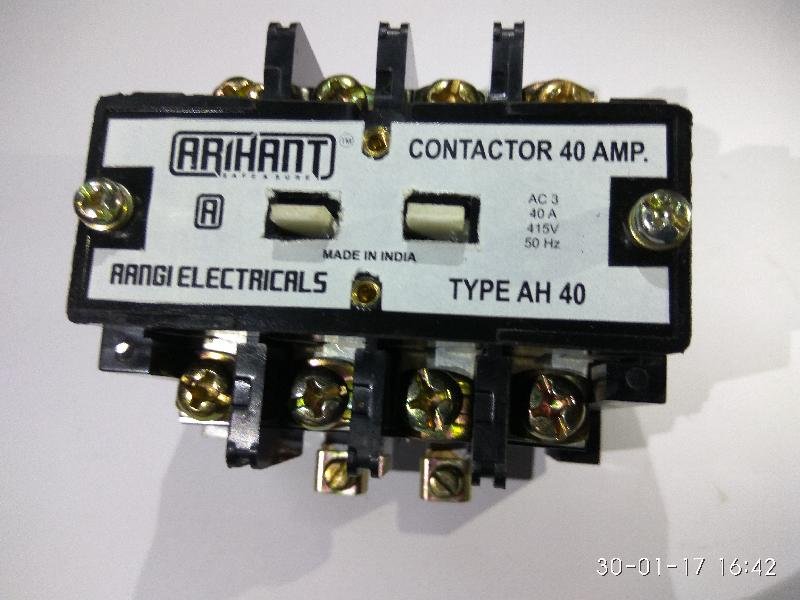 4 Pole Power Contactor (AH 40)