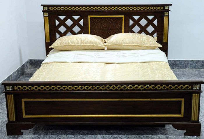 CIC-06 Wooden Double Bed
