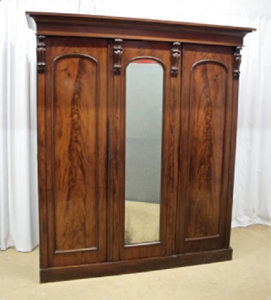 CIW-04 Modular Wardrobe