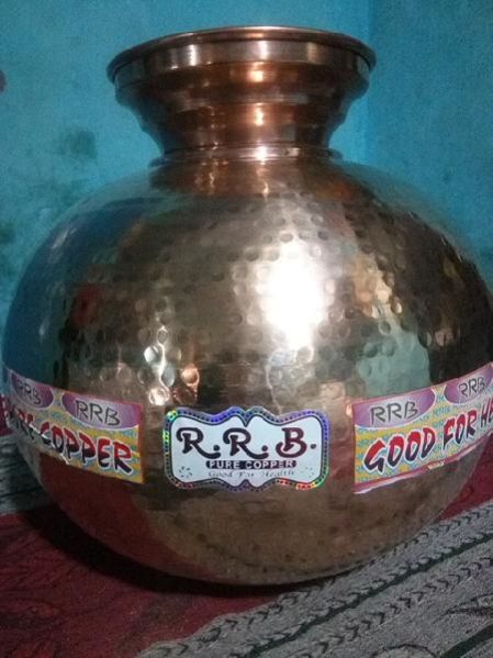 Copper Round Water Pot 02