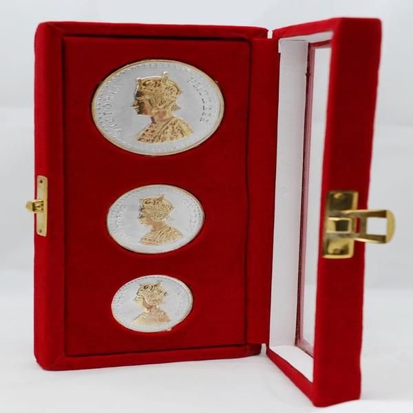 80 gm Gold Plated Silver Queen Victoria Coin 01