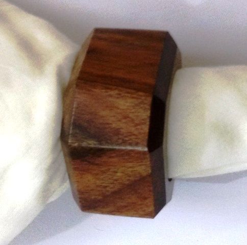 NR19 Beaded Napkin Ring