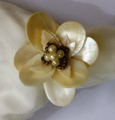 NR21 Beaded Napkin Ring