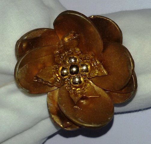NR56 Beaded Napkin Ring