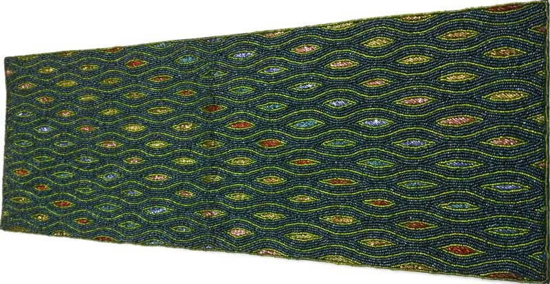 TR04 Beaded Table Runner