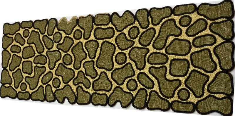 TR06 Beaded Table Runner