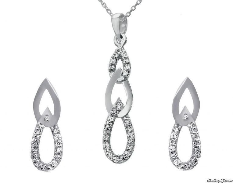 Silver Pendant Set 01