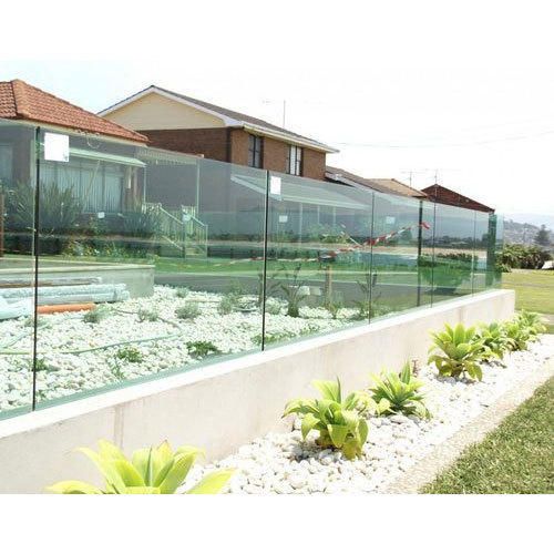 Glass Boundary Wall 01