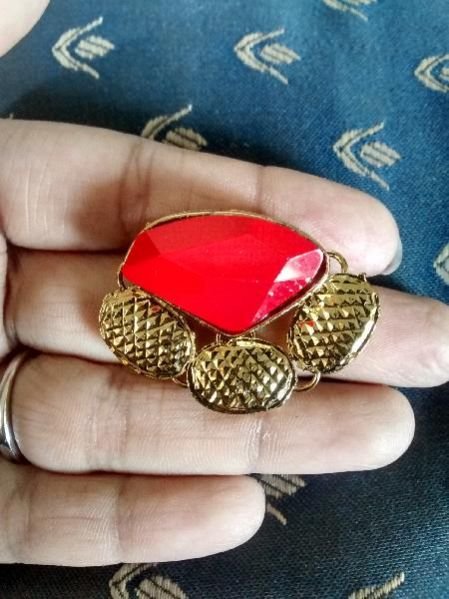 Costume Brooch 01
