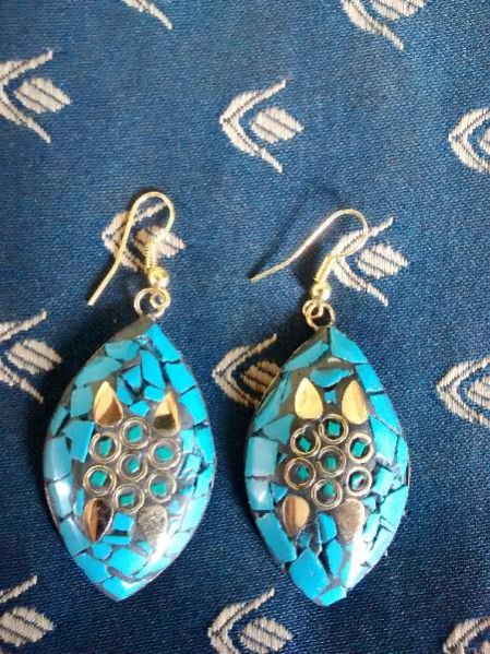 Costume Earrings 01