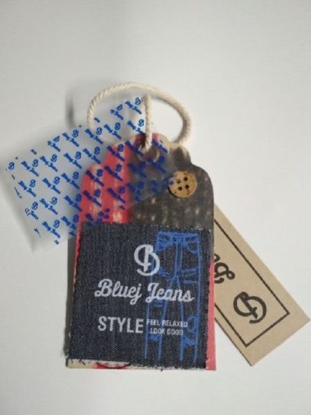 Garment Tag 09