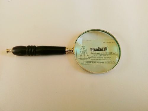 Handle Magnifying Glass 02