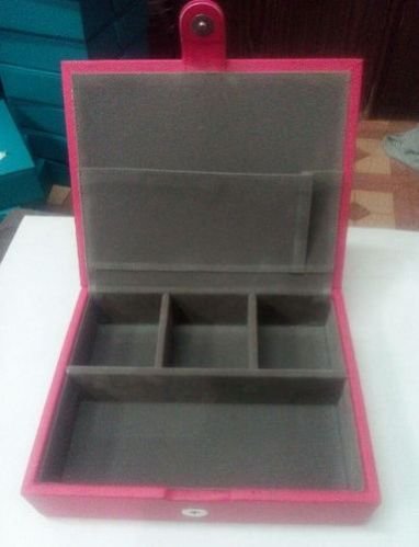 Leather Jewellery Box 01