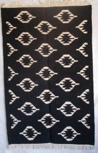 Hand Weaving Durrie 05