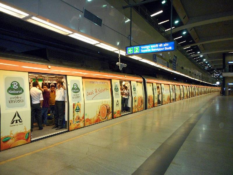 Metro Branding 01