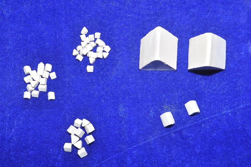 Polishing Media Stones 02