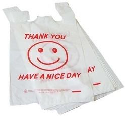 W Cut Plastic Carry Bags 02