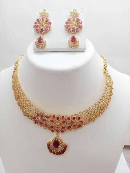 Gold Necklace Set 01