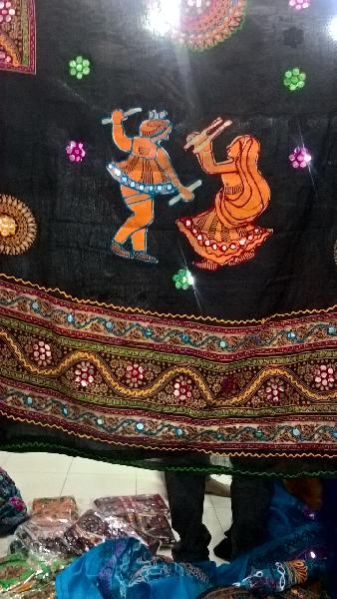 SW DC26 Heavy Kutch Work Dupatta