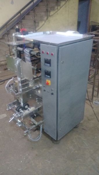 Pouch Packing Machine 01