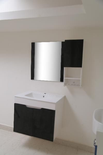 Bathroom Cabinets 03