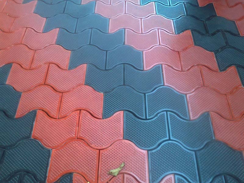 Interlocking Tile 04