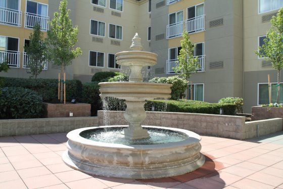 Garden Water Fountain 04