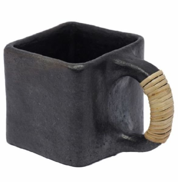 Black Pottery 04